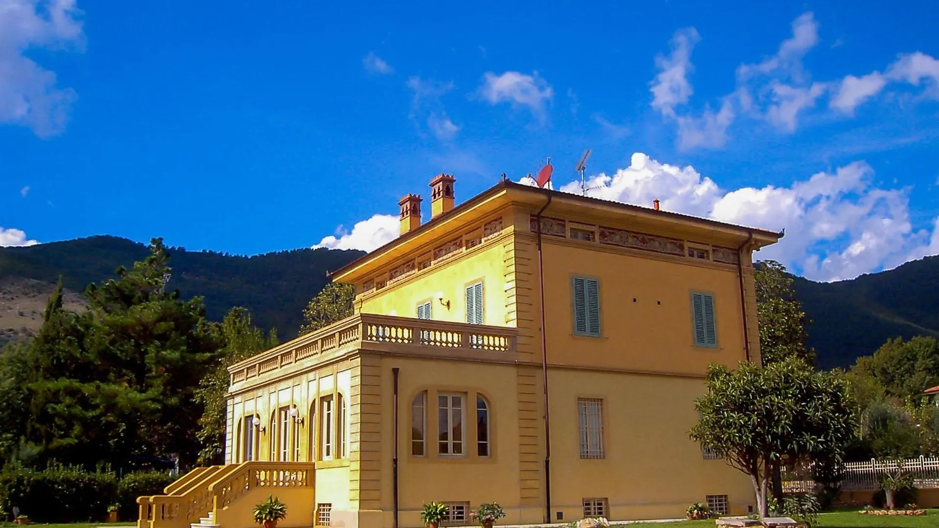 Marta Guest House Lucca Frühstückspension