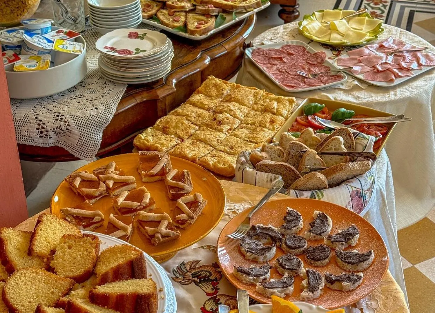 Marta Guest House Lucca Bed & Breakfast
