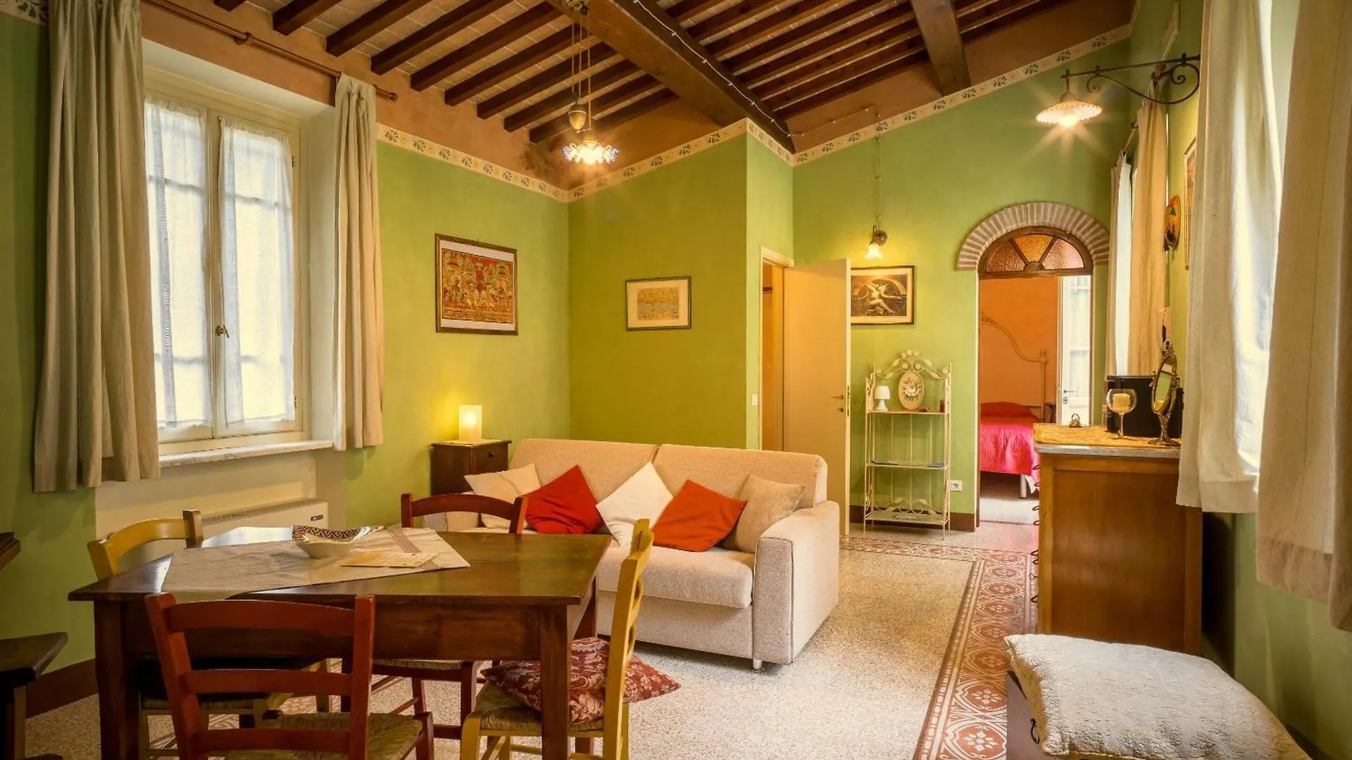 Marta Guest House Lucca Bed & Breakfast