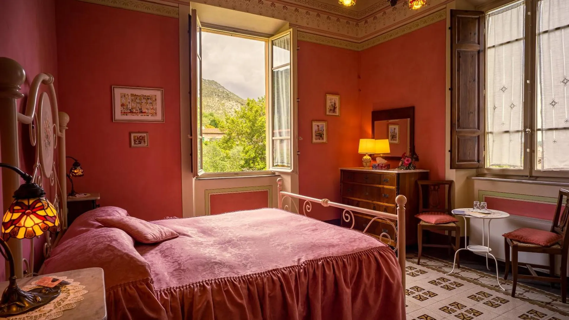 Marta Guest House Lucca Bed & Breakfast