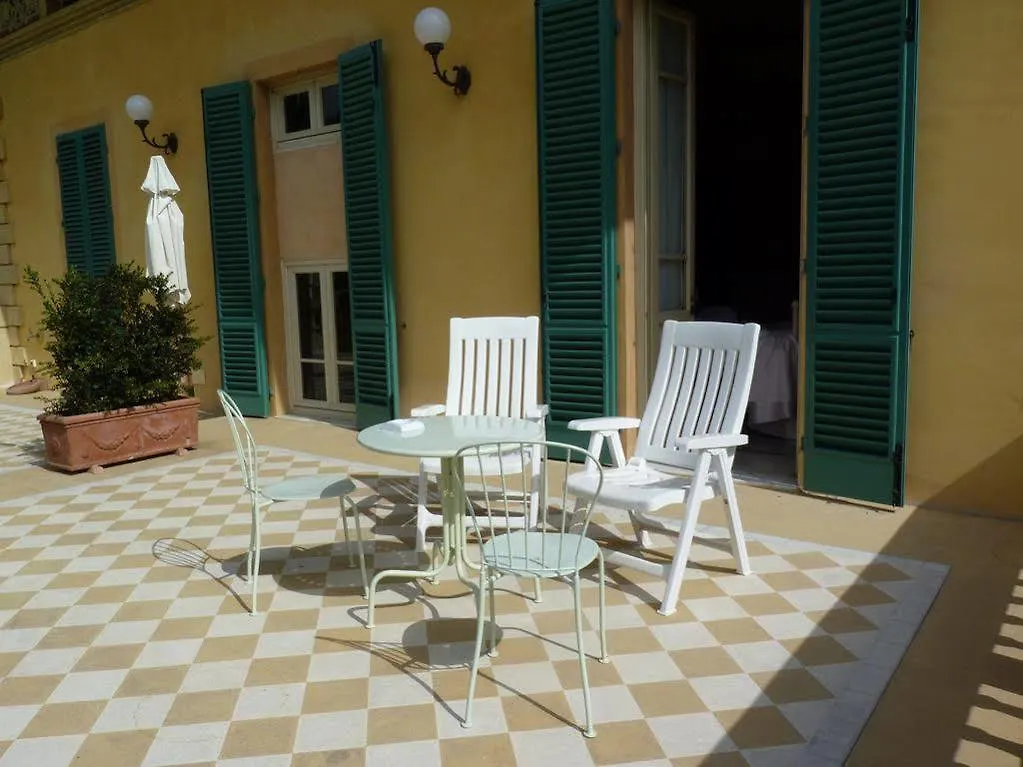 Marta Guest House Lucca Bed & Breakfast